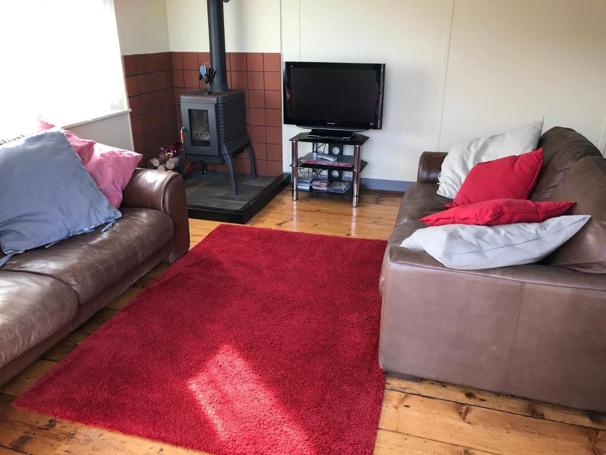 Heatherbell Cottage Guest Accommodation เวสต์เบย์ ภายนอก รูปภาพ